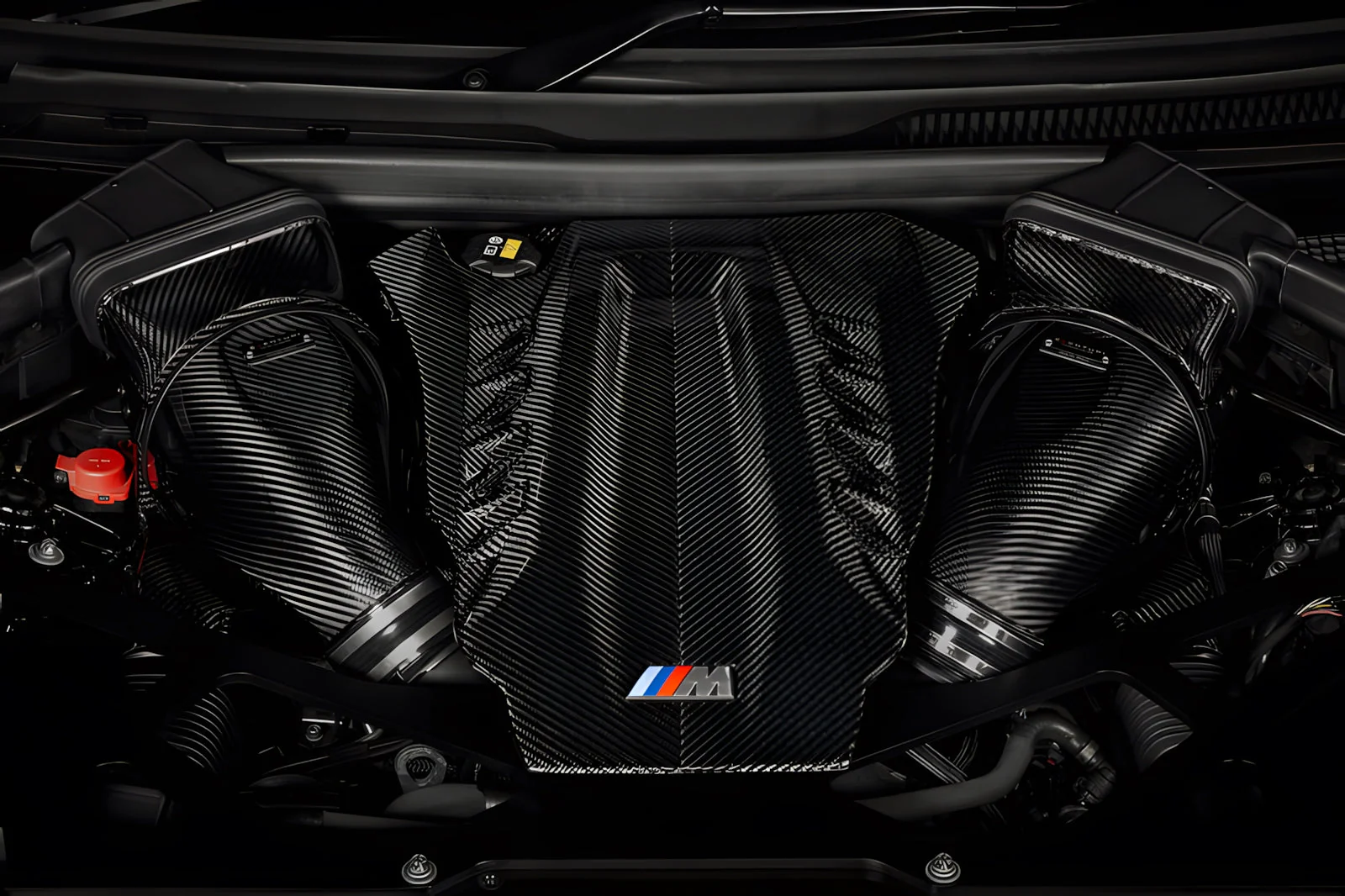 Eventuri BMW X5M/X6M/XM | Carbon Intake System with Engine Cover - Image 3