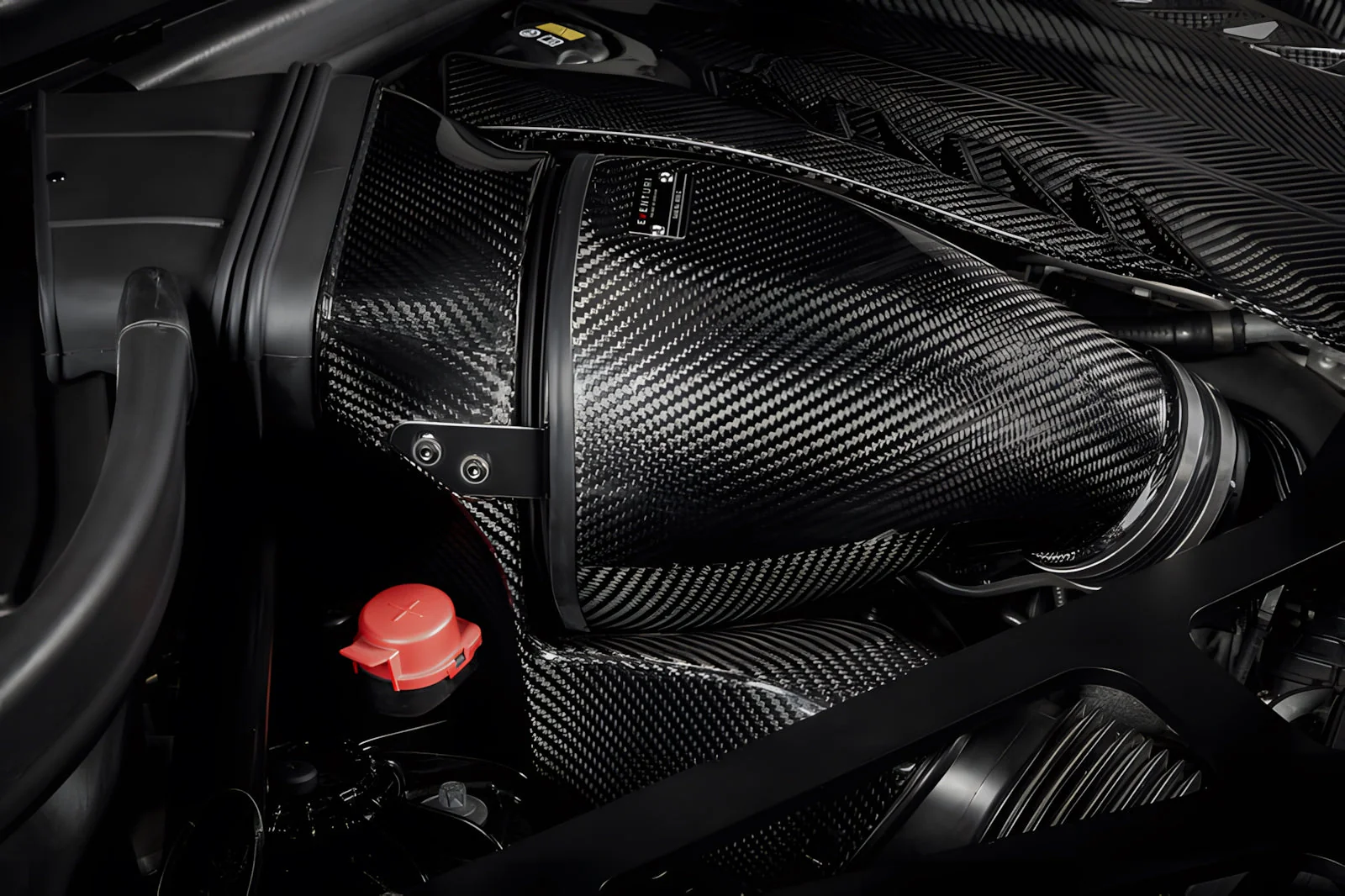 Eventuri BMW X5M/X6M/XM | Carbon Intake System with Engine Cover - Image 4