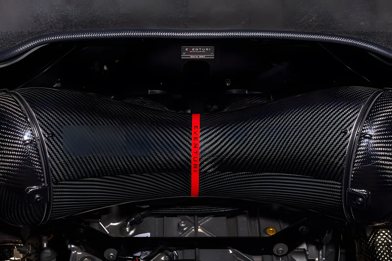 Eventuri Chevrolet Corvette C8 Z06 Hard Top Convertible | Carbon Intake - Image 6