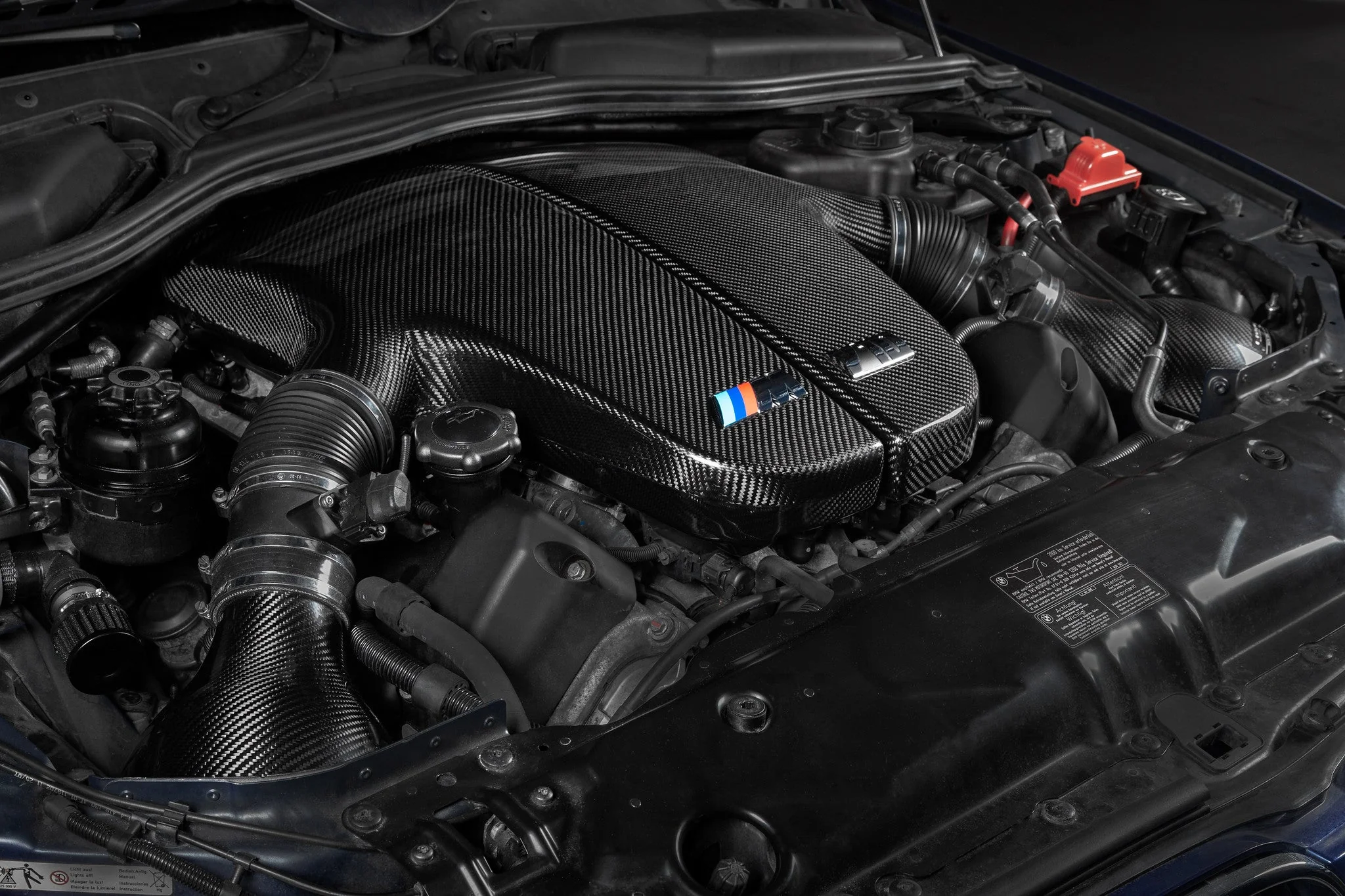 Eventuri BMW M5/M6 | E6X | S85 | Carbon Inlet Plenum - Image 7