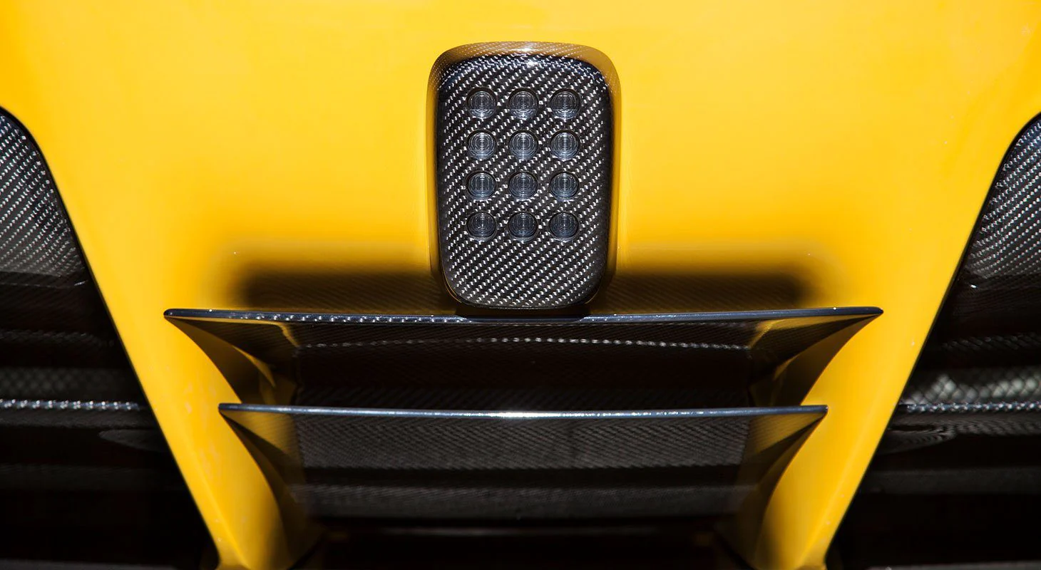 Ferrari F12 Berlinetta | Novitec Carbon Diffuser Center Parts - Image 2