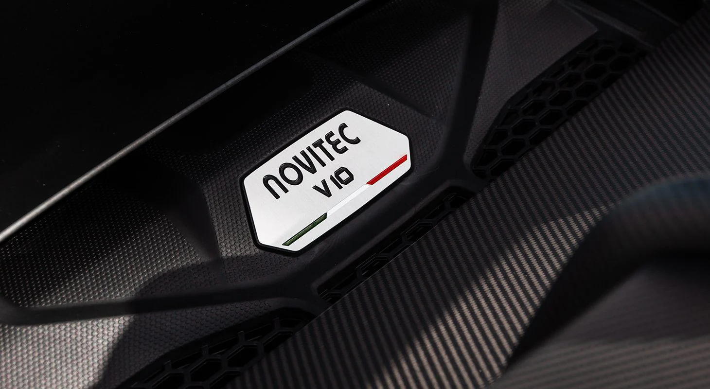 Lamborghini Huracan EVO RWD | Novitec V10 Badge - Image 2