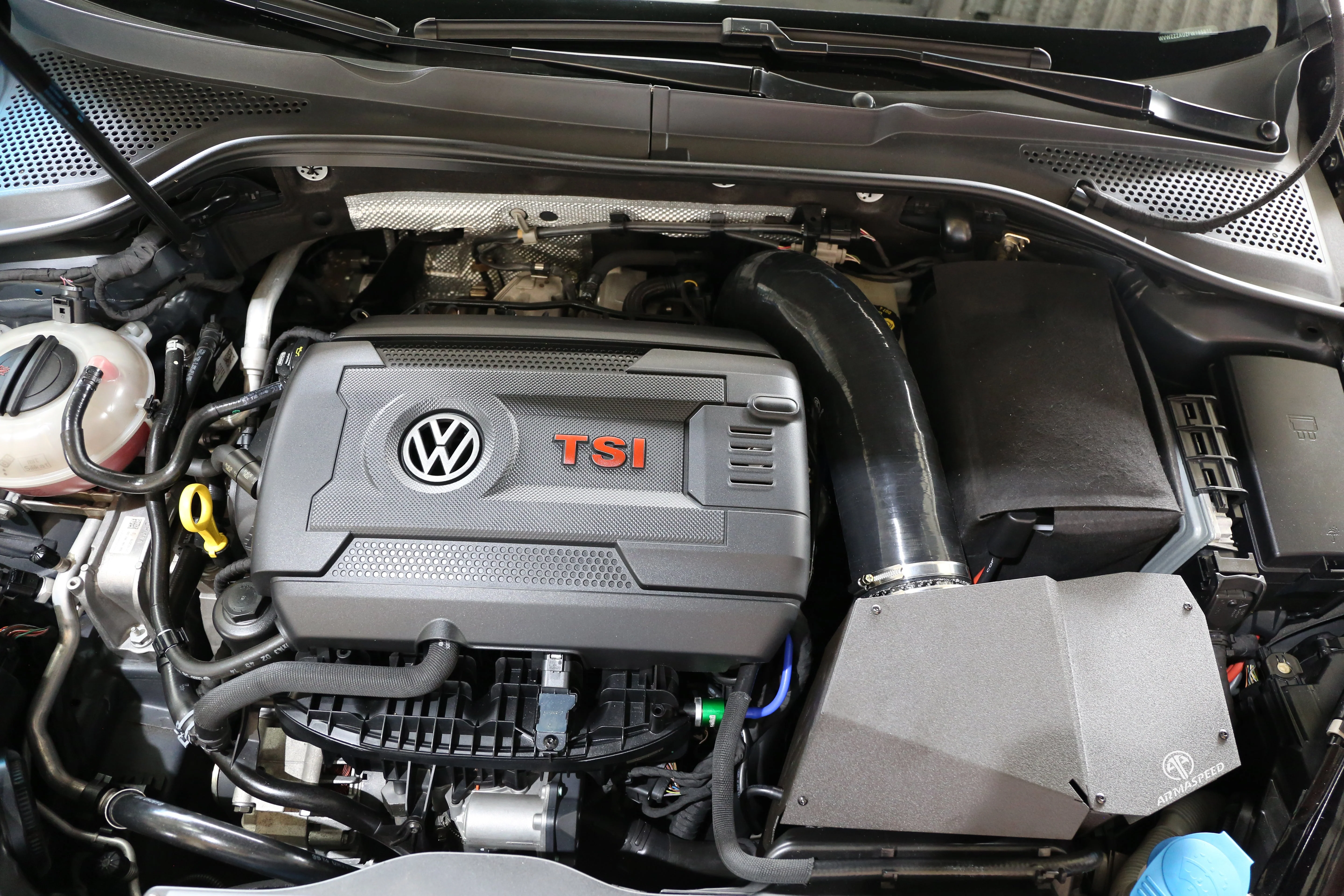 ARMASPEED Volkswagen Golf | Mk7 Mk7.5 GTI / R 2.0 | Aluminium Alloy Cold Air Intake - Image 3
